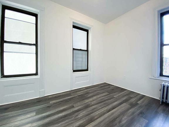 2nd image of 1904 3rd Ave #2WB