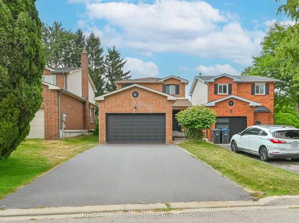 4 Lawnview Ct, Brampton, ON L6Z 1S7