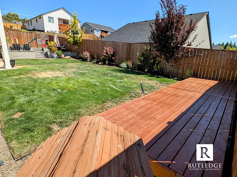 3282 Sky Way — Photo 32