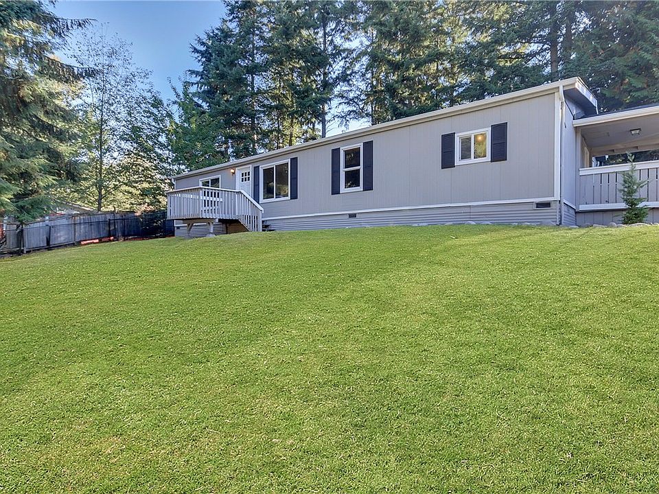 1st image of 11716 121st Avenue Ct E