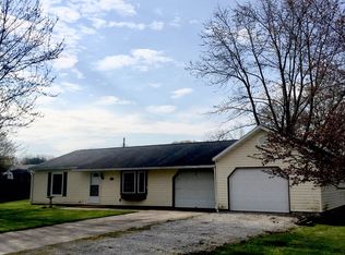 130 Hillside Dr, Hartford City, IN 47348