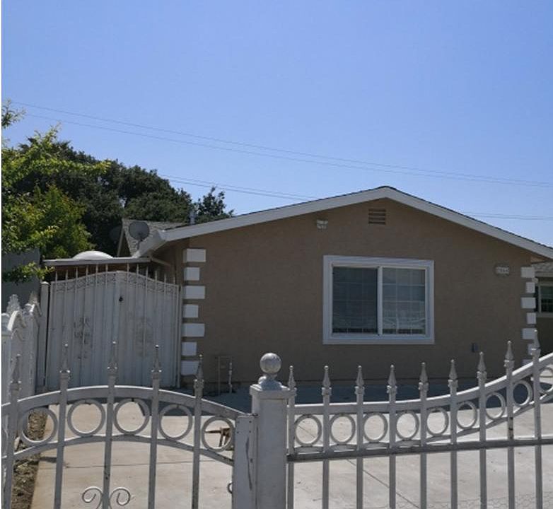 1st image of 2044 Waverly Ave #2