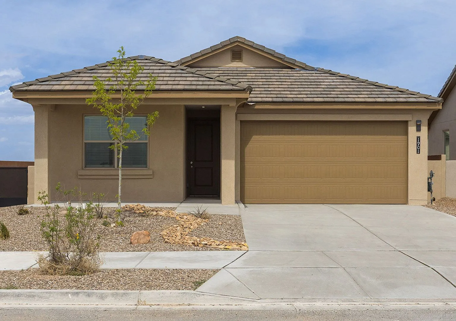 New Home In Mesa Del Sol — Photo 1