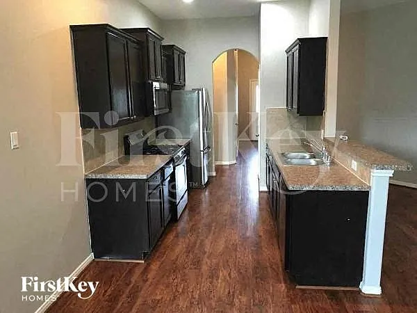 22530 Fosters Park Ct — Photo 6