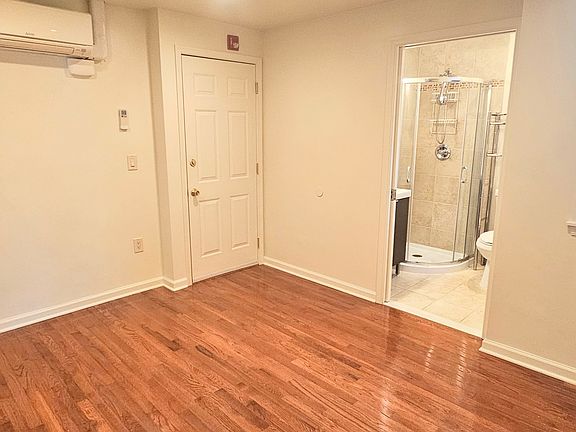4th image of 1510 Fairmount Ave APT 2F