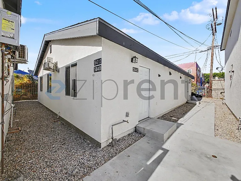 5840 Denver Ave — Photo 1