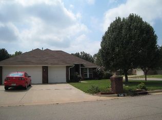 548 NW 172nd Pl, Edmond, OK 73012
