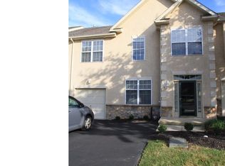 119 Castle Dr, North Wales, PA 19454