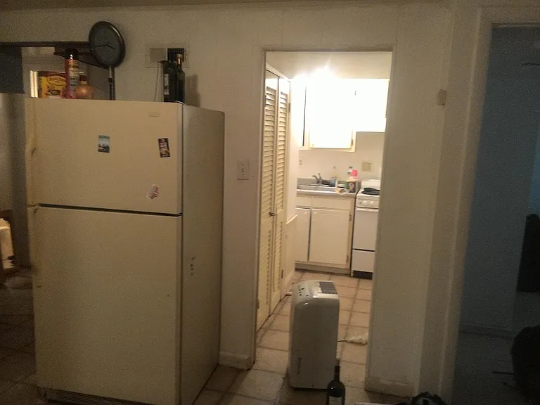 8702 35th Ave #3 — Photo 7