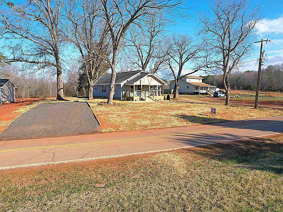 2nd image of 1736 Ezell Rd