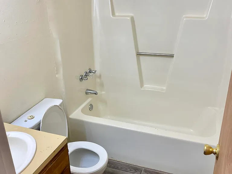 1085 Cheyenne Ct #4 — Photo 6