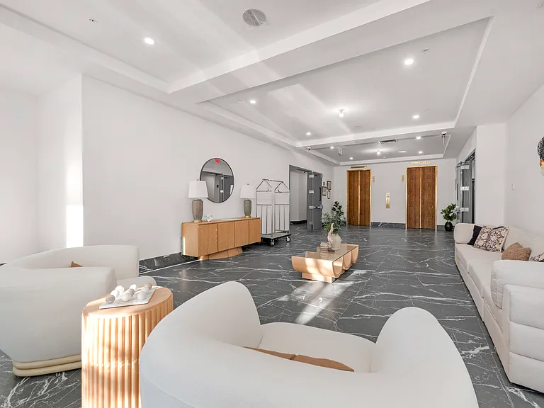 Lakewood Lofts — Photo 19