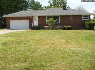 4201 W Pleasant Valley Rd, Parma, OH 44134