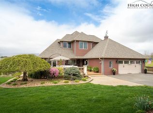 244 Charter Rdg, Jefferson, NC 28640