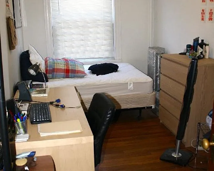 37 Saint Lukes Rd #1C — Photo 3