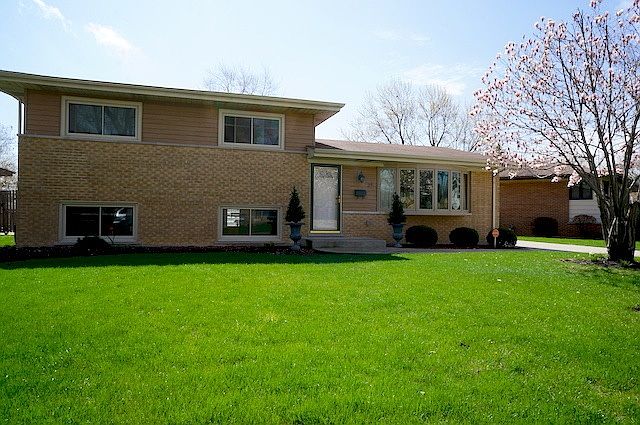 1st image of 24 Peyton Dr