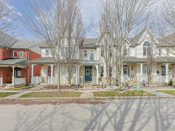 15 Queens Plate Dr, Markham, ON L6C 2A9