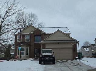 10138 Rolan Meadows Dr, Van Buren Township, MI 48111