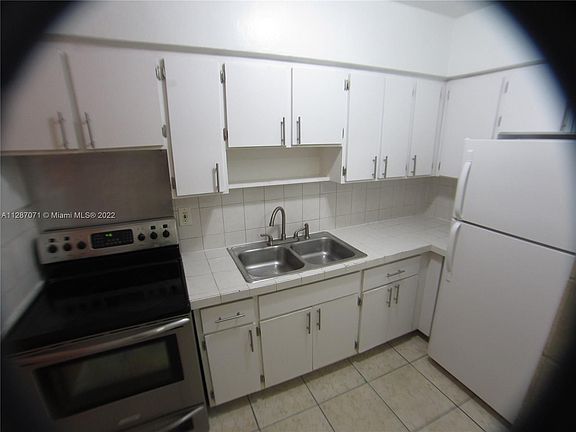 4th image of 1514 SW 22nd Ave #1554