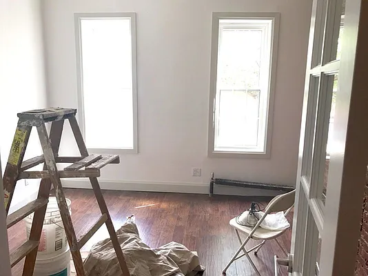 Rented by NYLA Realty | media 2