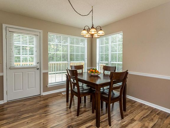 Breakfast Nook (separate from dining room; furniture not included)