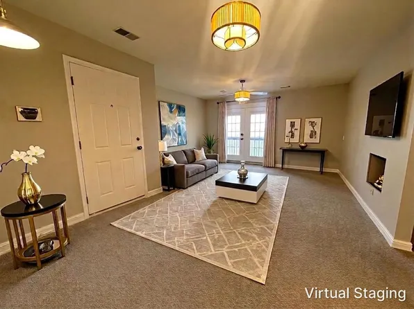 240 Toni Ln APT D, Branson, MO 65616