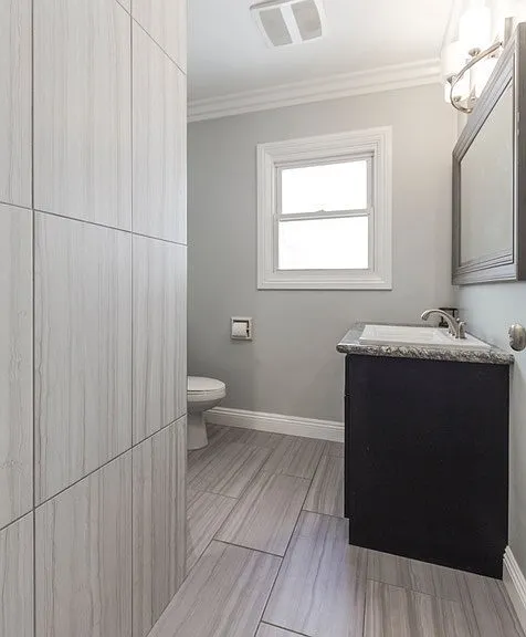 1250 E 1st St #6 — Photo 6