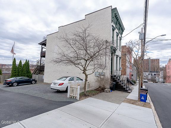 3rd image of 110-112 Philip Street