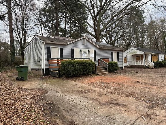3rd image of 4191 Hanes Dr