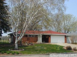 3035 6th Ave, Anoka, MN 55303