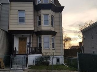 176 Elm St, Yonkers, NY 10701