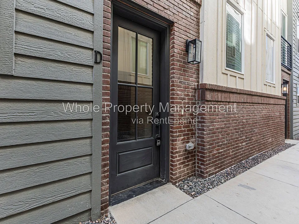3511 S Marion St #D