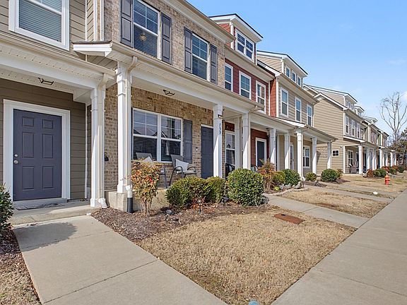 2nd image of 799 Bradburn Village Way