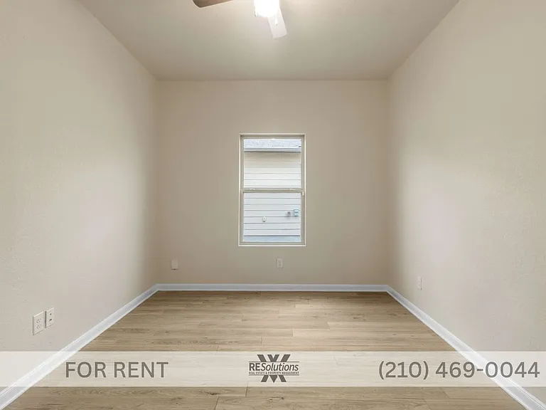 1125 Amber Lake — Photo 13