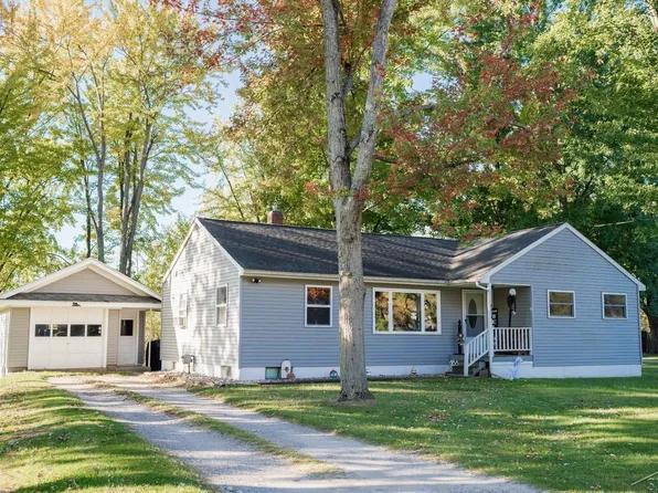 223 Tonkin St, Beaverton, MI 48612