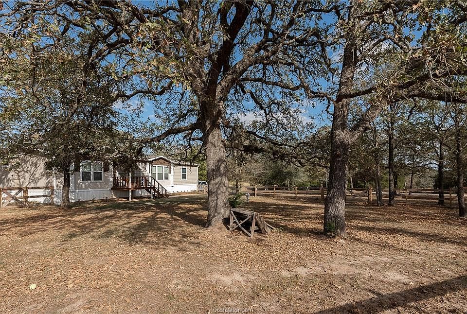 1st image of 1959 Lakeview Dr