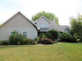 1695 S Jeannie Dr, Lakeside Marblehead, OH 43440