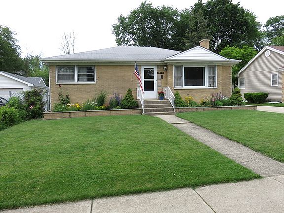2nd image of 1446 Van Buren Ave