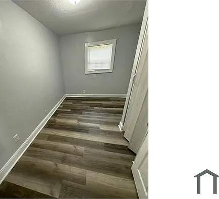 1436 W 25th St — Photo 12