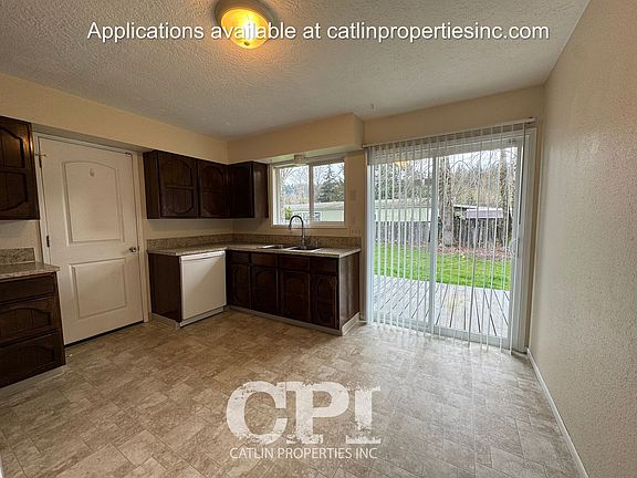 4th image of 124 Tilla Dr APT B
