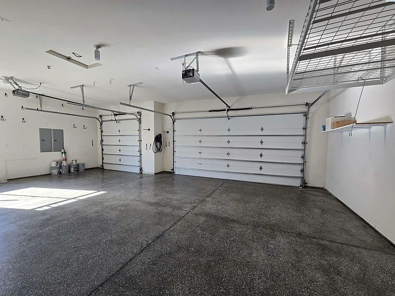 2914 Karlee Dr — Photo 36