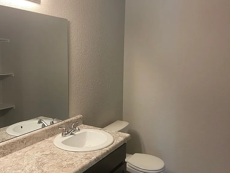 2513 Grand Ln — Photo 16