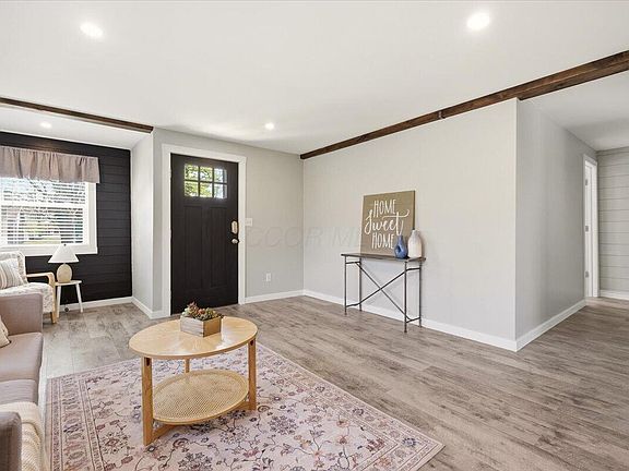 5th image of 227 Crystal Ave