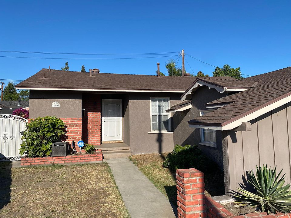 1st image of 21108 Seeley Pl
