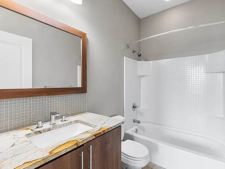 Full Hallway Bath