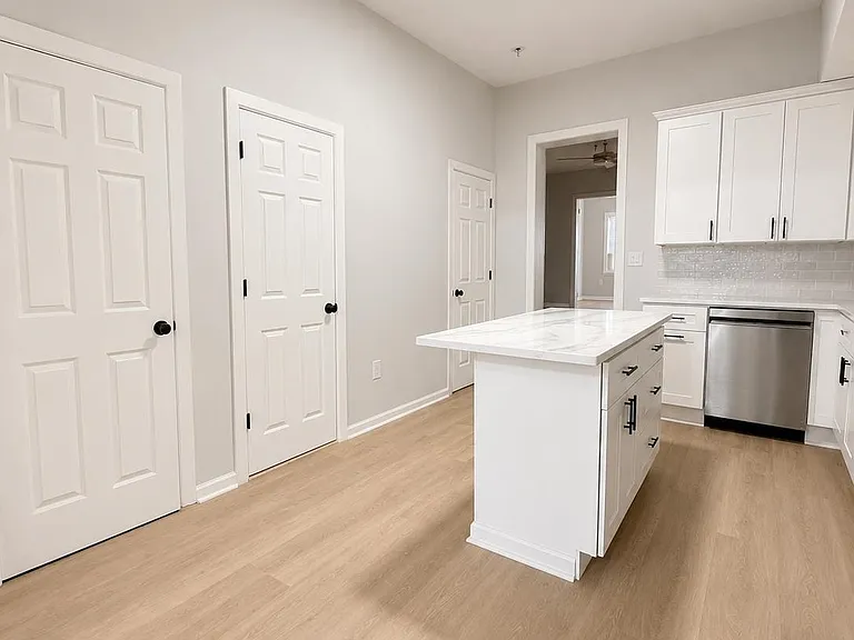 605 Bergenline Ave #2 — Photo 9