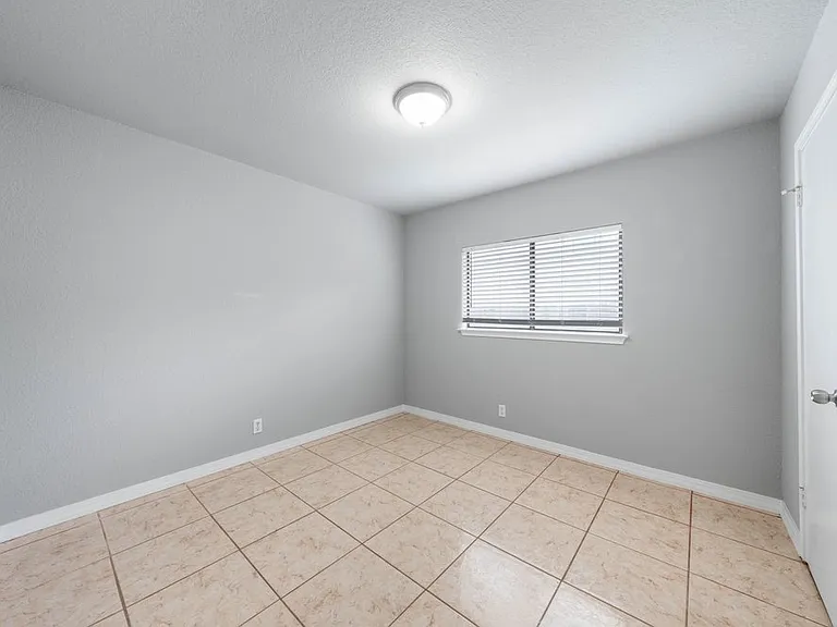 8778 Serene Ridge Dr — Photo 18