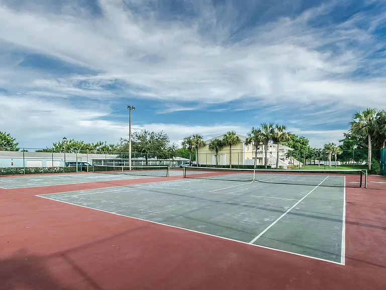 251 Pompano Dr SE #D — Photo 48