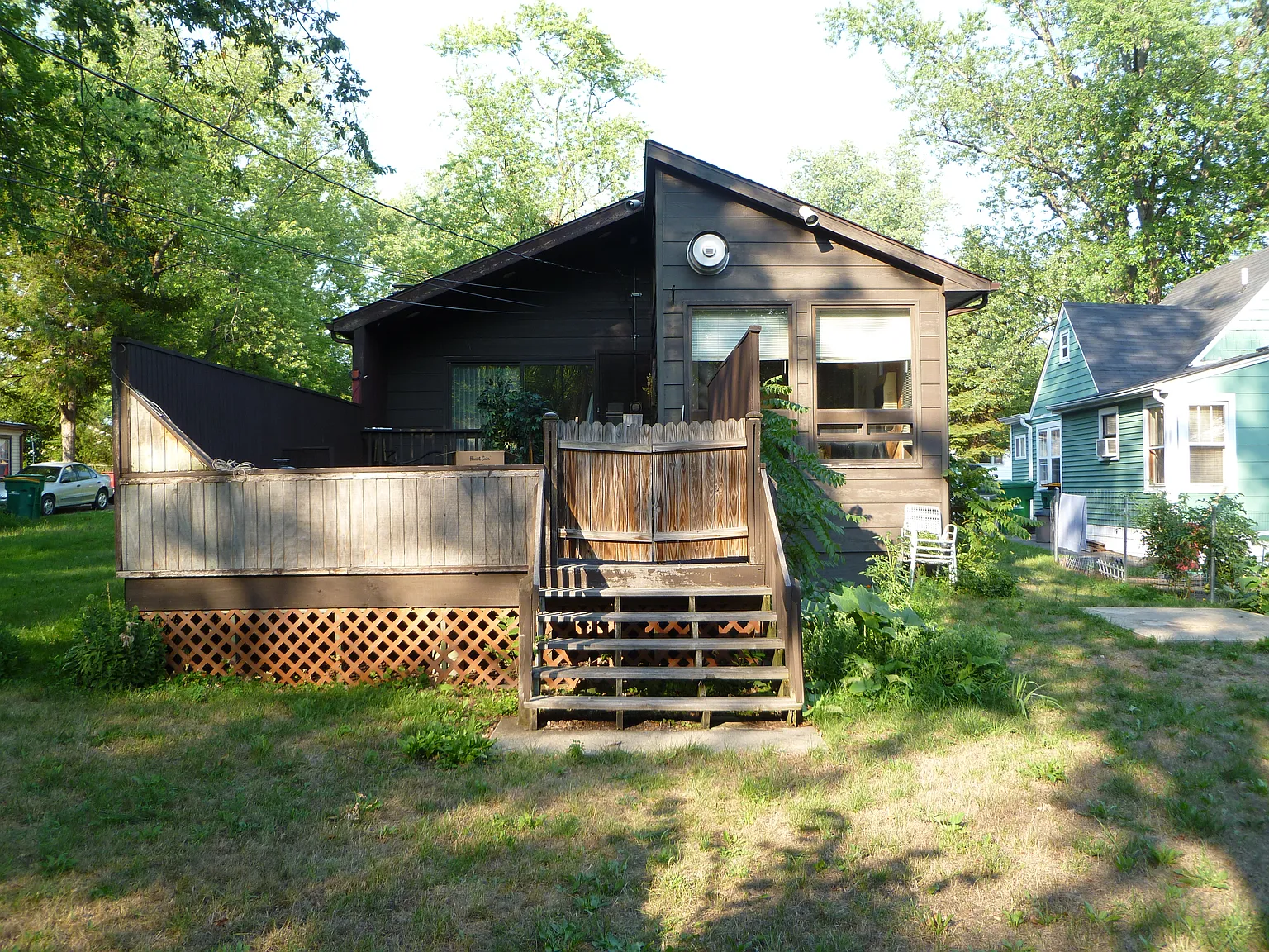 1516 Meadowbrook Dr photo 1