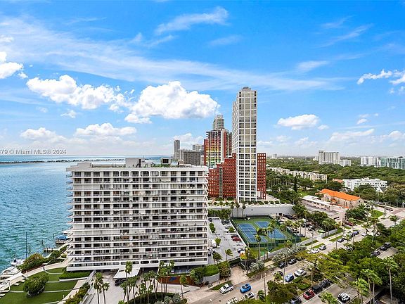 4th image of 1450 Brickell Bay Dr APT 2005